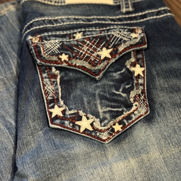 Shyanne Distressed Bootcut Jeans Star Embroidered Pockets Western size 34R - Picture 3 of 6